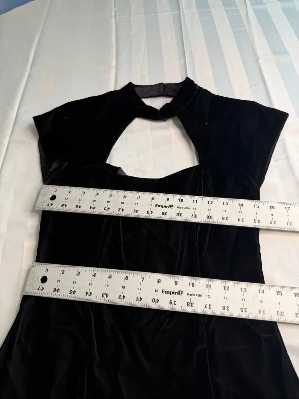 Roberta California Black Velvet Metallic Cutout Vintage Dress Size 11/12